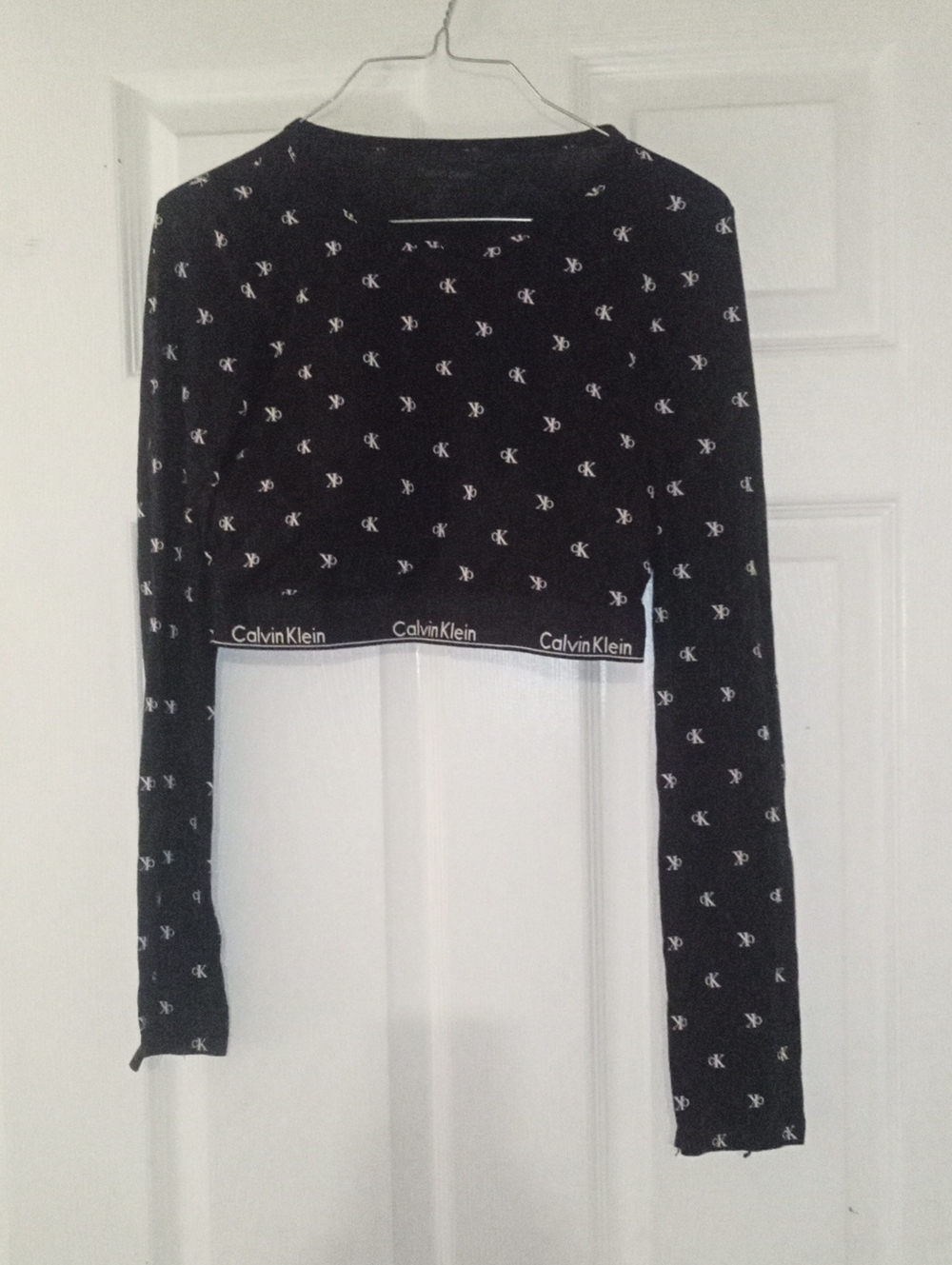 Calvin Klein CK Black Cropped Long-Sleeve Logo Top Lined With Bra